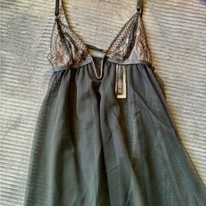 Victoria's Secret Nightgown Baby Doll Lingerie Mesh Lace Black 1 Piece